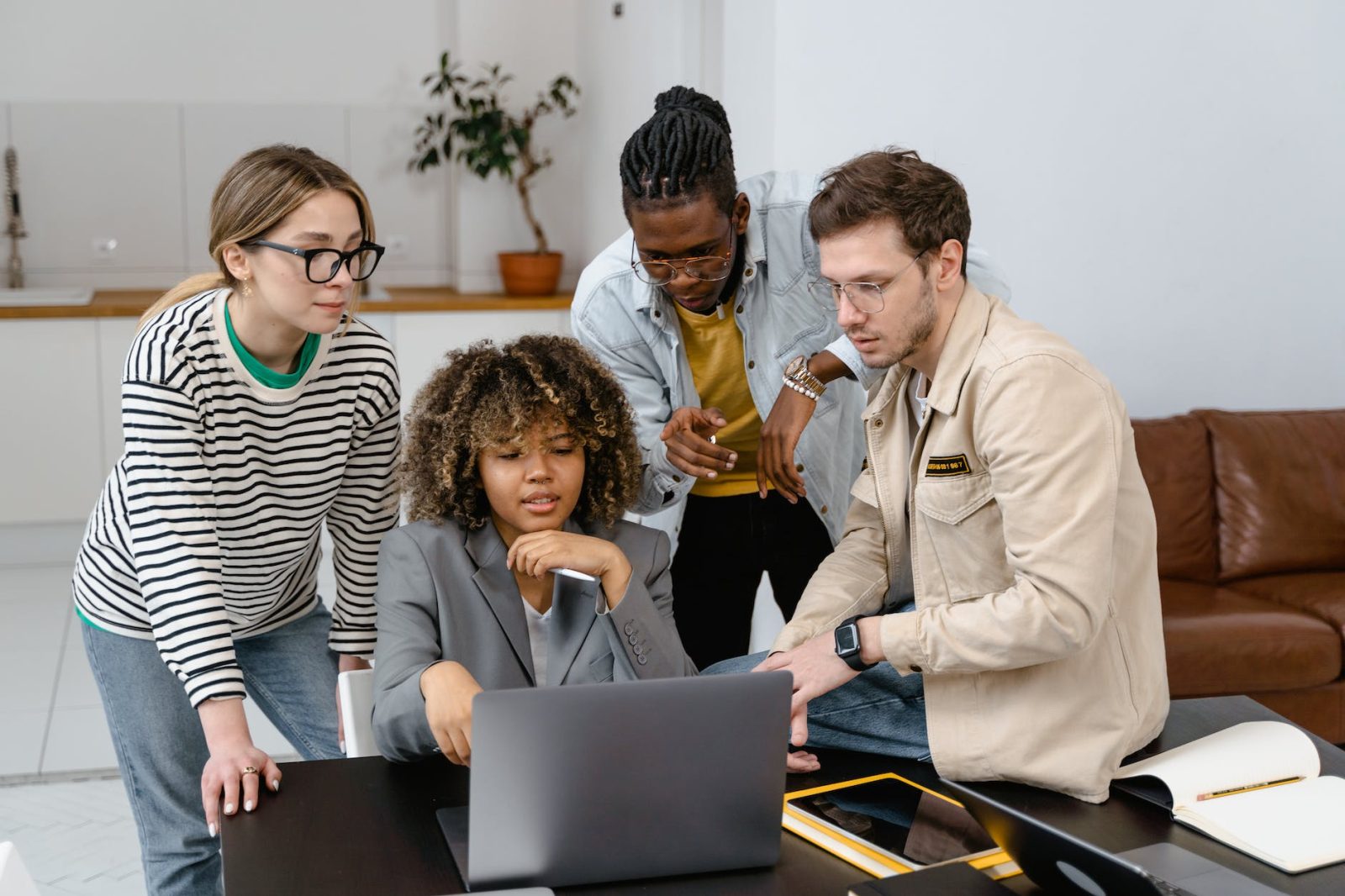Step-by-step guide to developing leadership skills